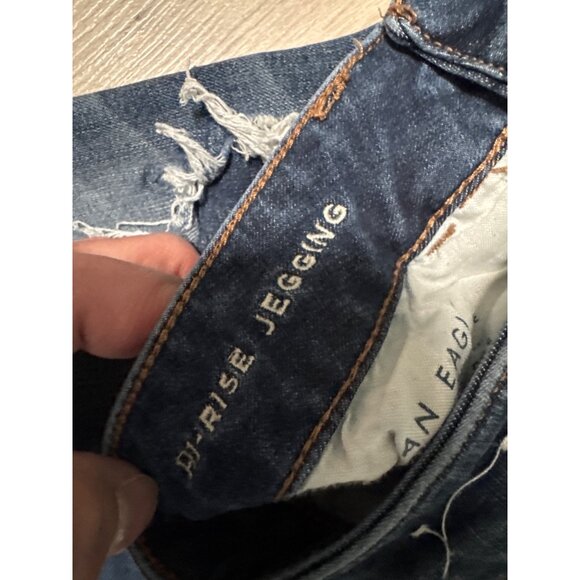 American Eagle Next Level Stretch Distressed Dark Wash High-Rise Jegging Womens - Picture 5 of 9